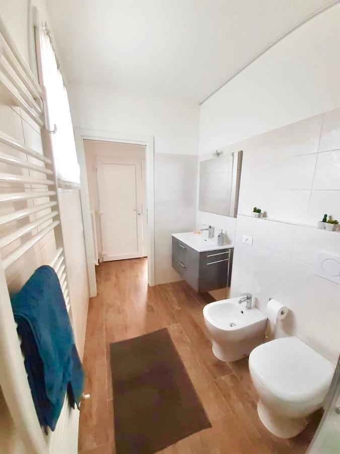 Casa Vacanze Con Vista Mare E Giardino - Amanecer Marzocca di Senigallia Exterior foto